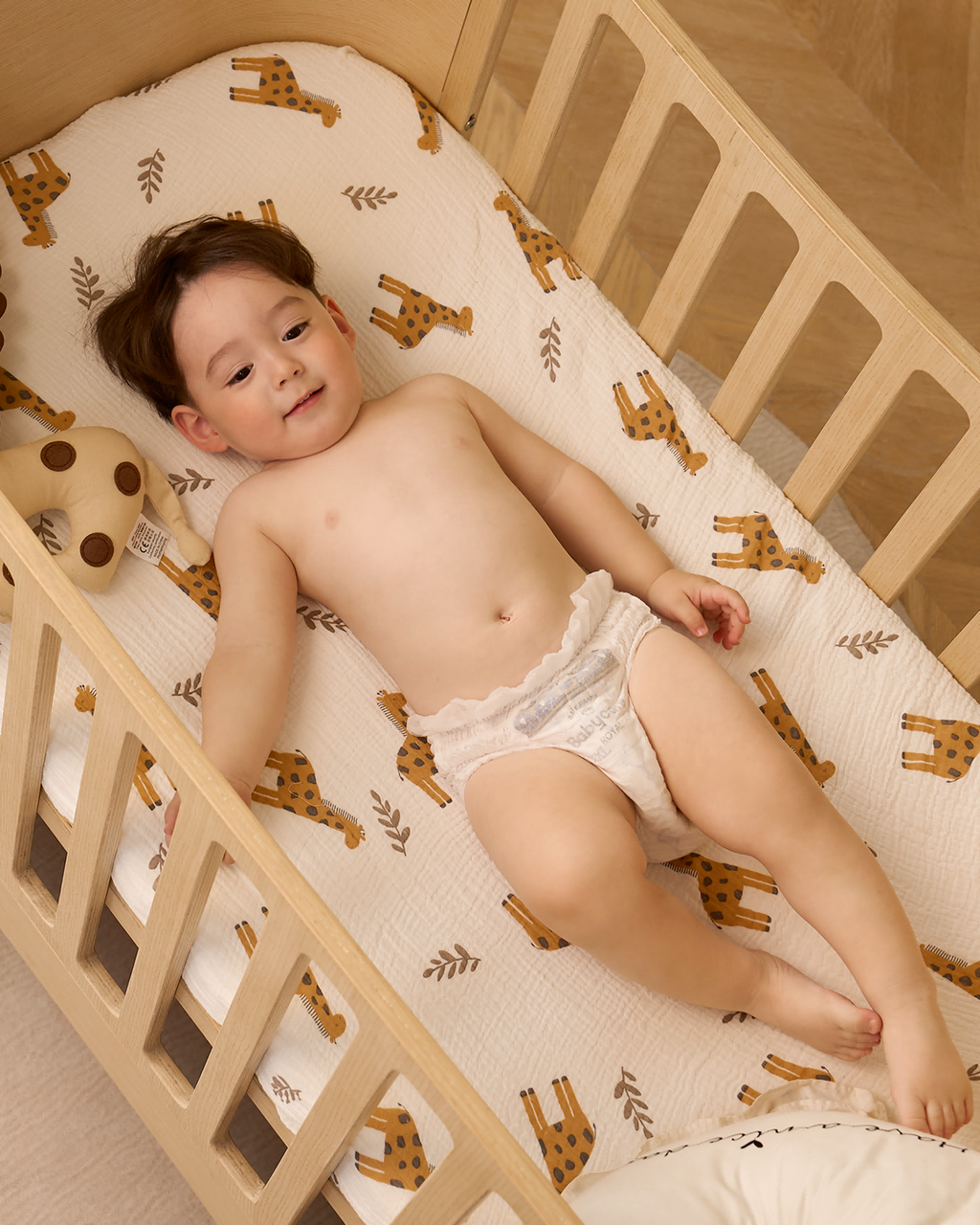 Momcozy Muslin Fitted Crib Sheets - 2 sizes - Bravery Giraffe