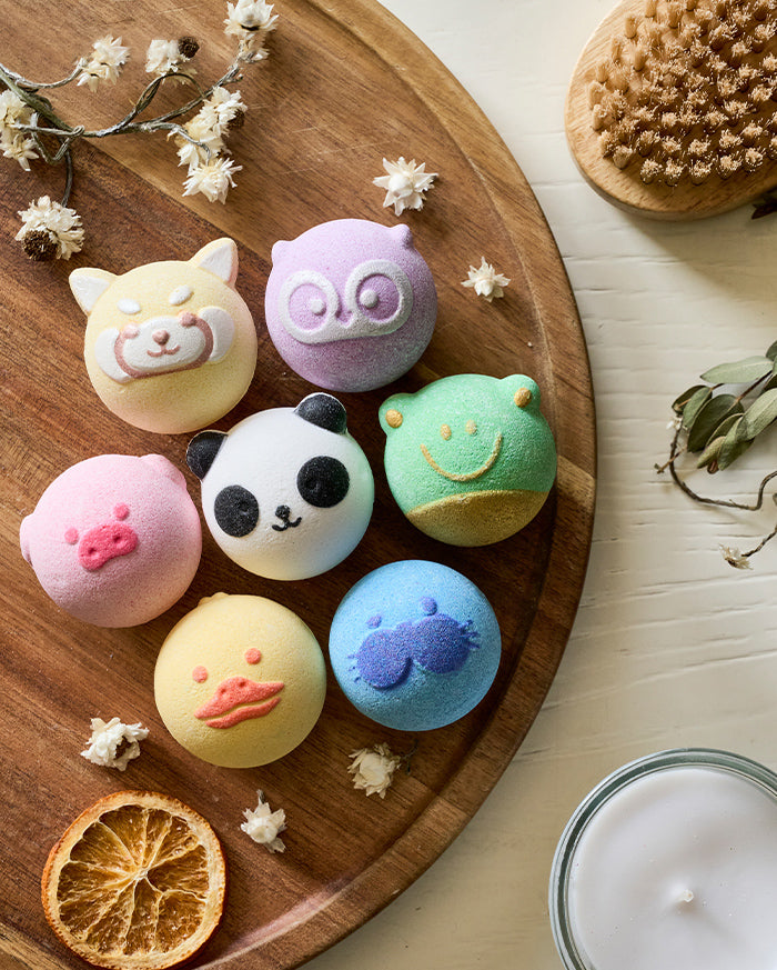 Momcozy Natural Essential Oil Bath Bombs with 7 Cute Animal Shapes(14 Pcs)